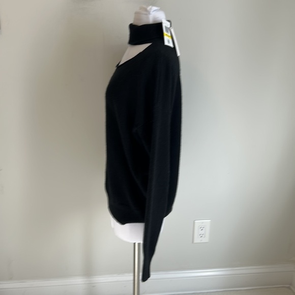 Line & Dot Harper Cut Out Turtleneck Sweater Black - Picture 5 of 8
